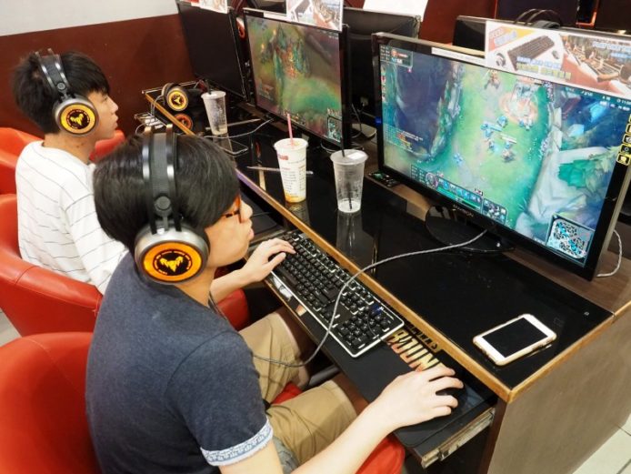 世衛WHO正式列「遊戲成癮」為精神疾病　三大症狀界定玩家是否成癮