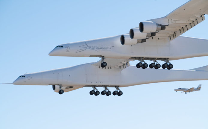 Stratolaunch 傳即將停止運作　巨型飛機去向成謎？