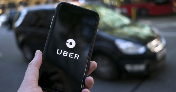 油站劫匪叫 Uber 逃走   新手司機無辜變接應車手