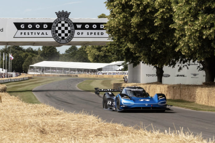 Volkswagen 電動跑車打破 Goodwood 賽道速度紀錄