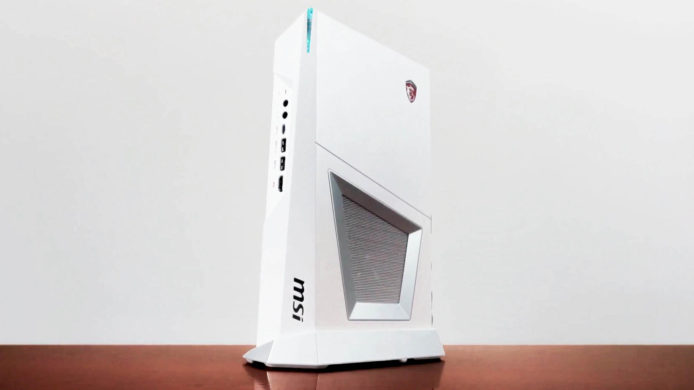 MSI Trident 3 Arctic 9SH　電競主機比 PS4 Pro 更細　 