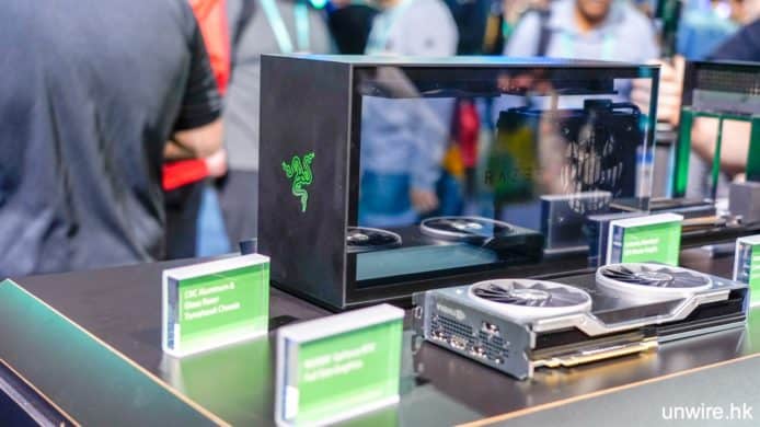 【CES 2020】Razer Tomahawk 迷你電競主機   可用桌面獨立顯示卡 ＋ 採用 Intel NUC