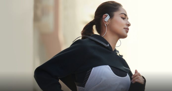 Apple 發表全新 Powerbeats 無線耳機   電池續航力更長、配對速度加快