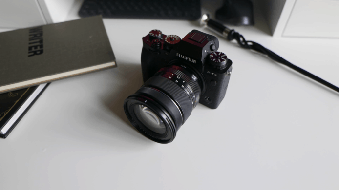 【unwire TV】Fujifilm X-T4 試玩：加入機身防震+反mon 手持拍片更方便