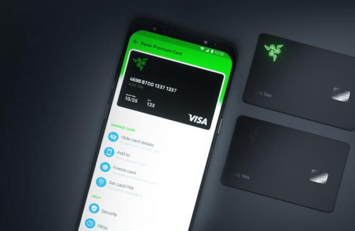 Razer Card 實體 Visa 信用卡　碌卡時雷蛇標誌會發光