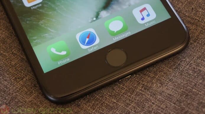 戴口罩用Face ID太煩  調查：8成用戶想加回 Touch ID，2成用戶考慮轉會
