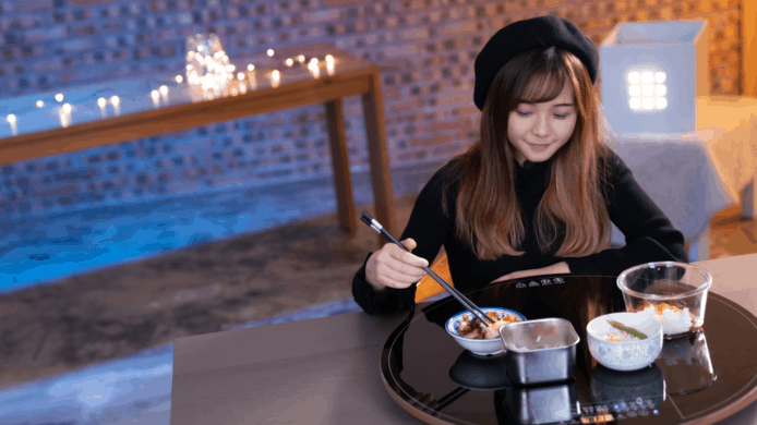 【unwire TV】【實測】 網紅暖菜板實測 暖飯效果一般 + 表面燙手好危險