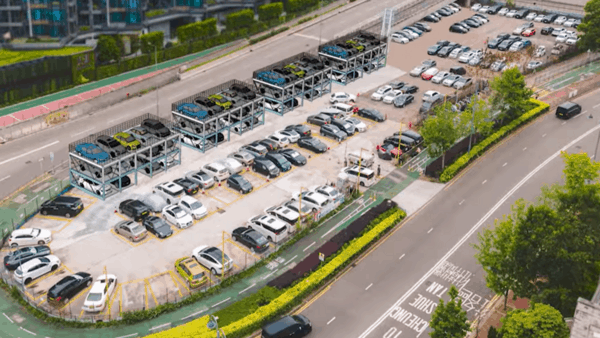 香港遙控自動泊車功能不准使用　運輸署：需釐清自動駕駛責任歸誰