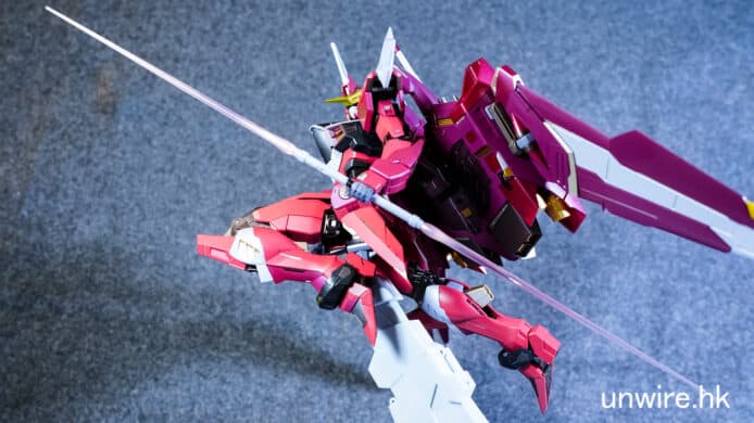 【評測】Metal Build 正義高達　可動性超高 + 巨型飛行背包搶眼