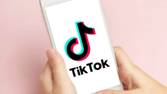觀看昏迷挑戰影片模仿致死   兩女童母親控告 TikTok 演算法害人