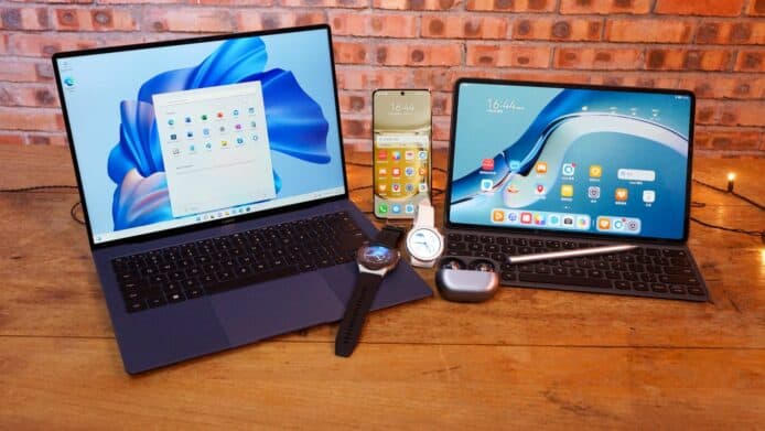 HUAWEI MateBook 搭載 12 代 Intel 處理器     HarmonyOS 2 無縫連接各款辦公裝置