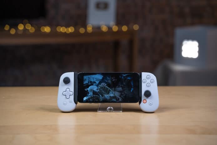 房間偷打 PS5  神器 –  backbone 手制 PS5 x iPhone 版開箱