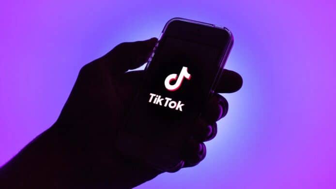 TikTok 測試橫向全螢幕模式　與 YouTube 更相似