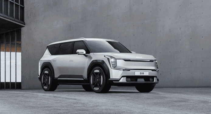 KIA 7 人電動車「EV9」 車身風格時尚獨特  中排配旋轉座椅