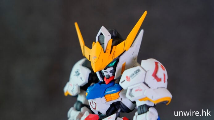 【評測】MGSD 高達巴巴托斯 Gundam Barbatos　骨架可動性高+完全分色+油壓杆